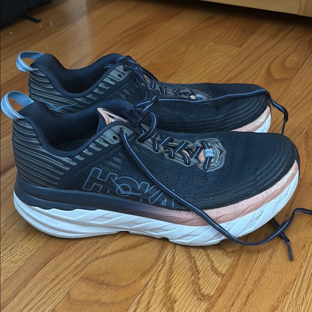 HOKA Blue Bondi 6 Sneakers